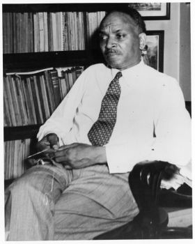 Claude Barnett